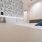 Apartment Pattern Boutique